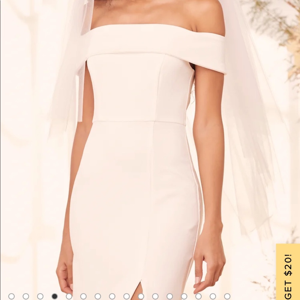 Aveline White Off-the-Shoulder Maxi Dress